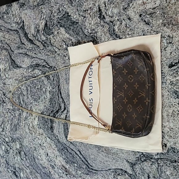 Louis Vuitton Pochette Vintage w/Dust Bag - Picture 3 of 16